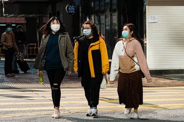 Mieszkanki Hongkongu po wybuchu epidemii koronawirusa
