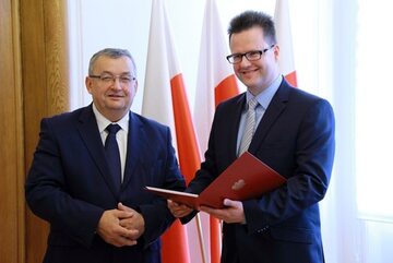 Minister Andrzej Adamczyk i wiceminister Andrzej Bittel