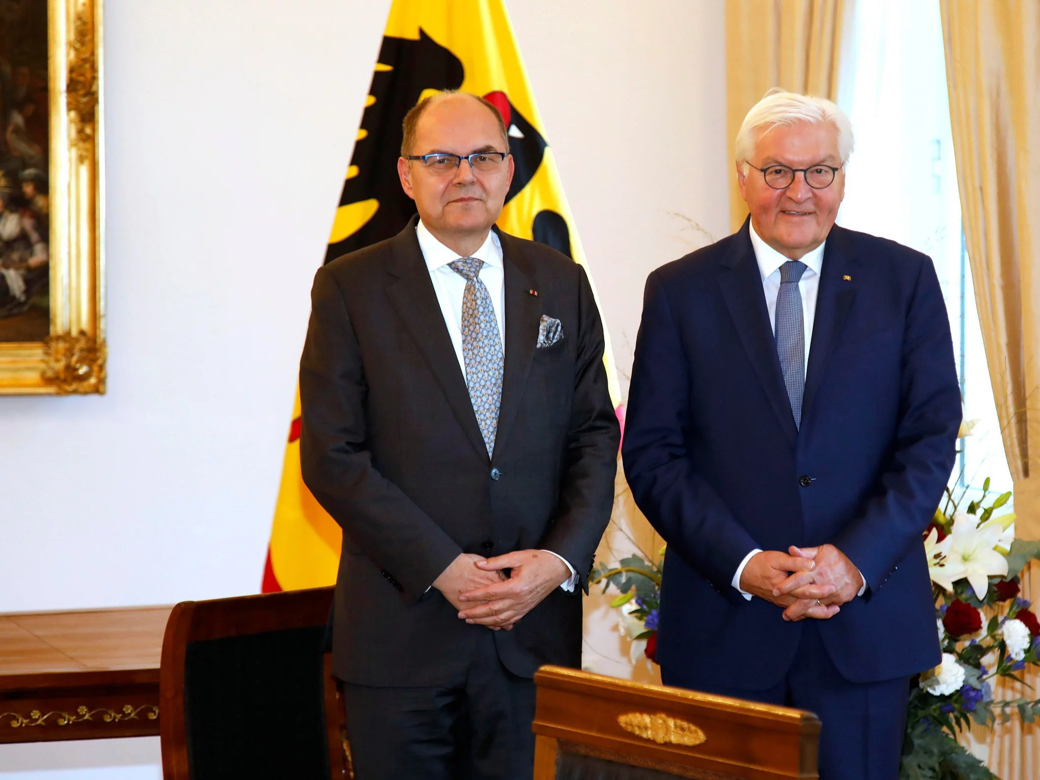 Christian Schmidt (z lewej) obok prezydenta Niemiec Franka-Waltera Steinmeiera