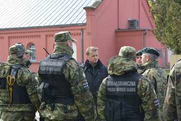 Minister Mariusz Błaszczak w lubańskim Ośrodku Szkoleń Specjalistycznych Straży Granicznej