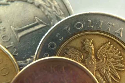 Ministerstwo Finansów powie Polakom, które "banki" mogą ich oszukać (fot. sxc.hu)