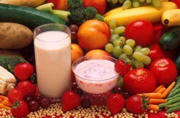 Mleko, warzywa i owoce