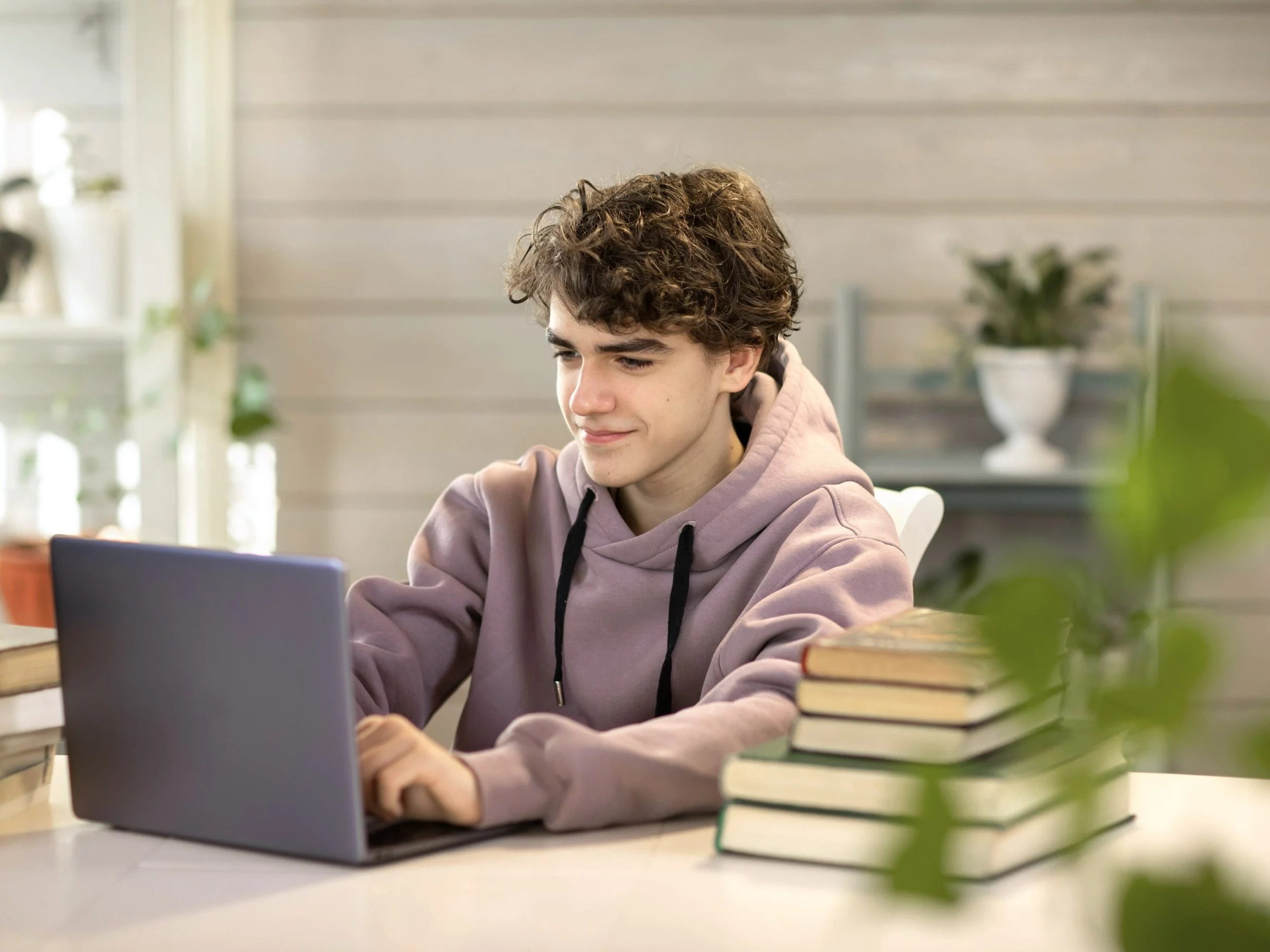 Młodym nie chce się pracować? Ujawniono zaskakujące dane