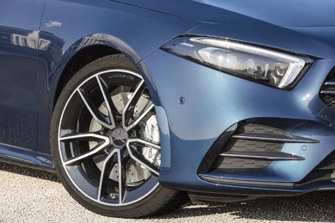 Mercedes-AMG A 35 4Matic Limuzyna
