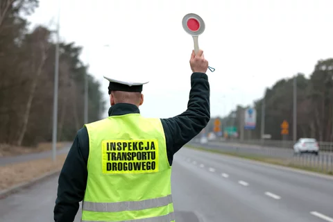 Mobilne fotoradary ITD tylko w wyznaczonych miejscach? (fot. PIOTR JEDZURA / newspix.pl)
