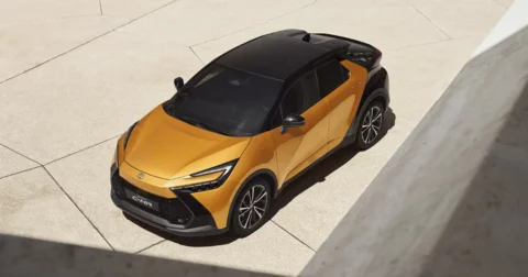 Nowa Toyota CHR3