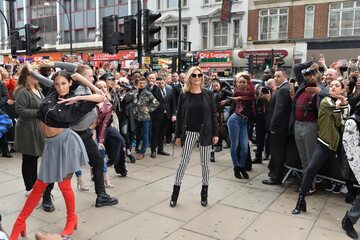 Modelka Kate Moss na otwarciu sklepu Reserved