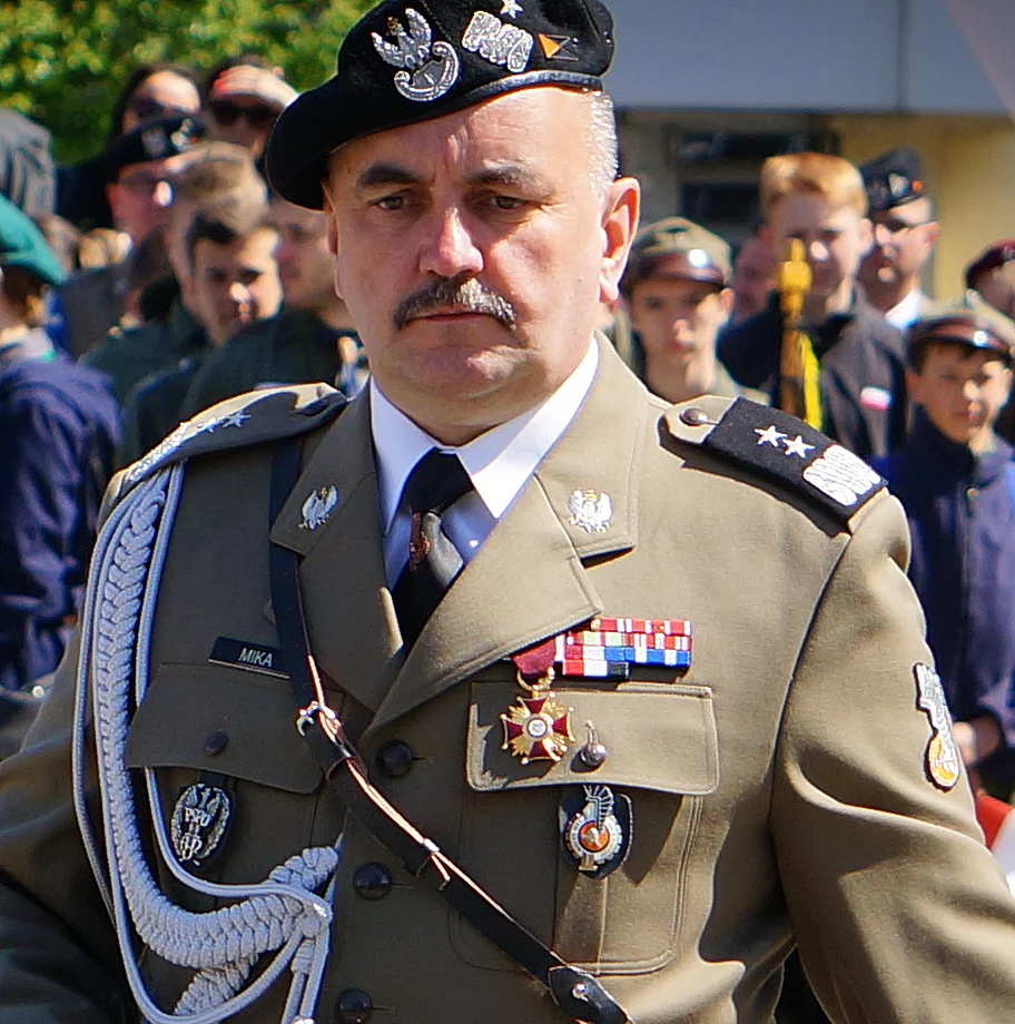 Generał Jarosław Mika