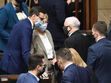 Morawiecki, Kaczyński i politycy PiS w Sejmie