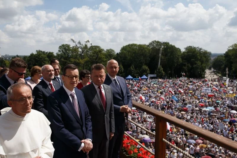 Premier Mateusz Morawiecki na Jasnej Górze podczas Pielgrzymki Rodzin Radia Maryja