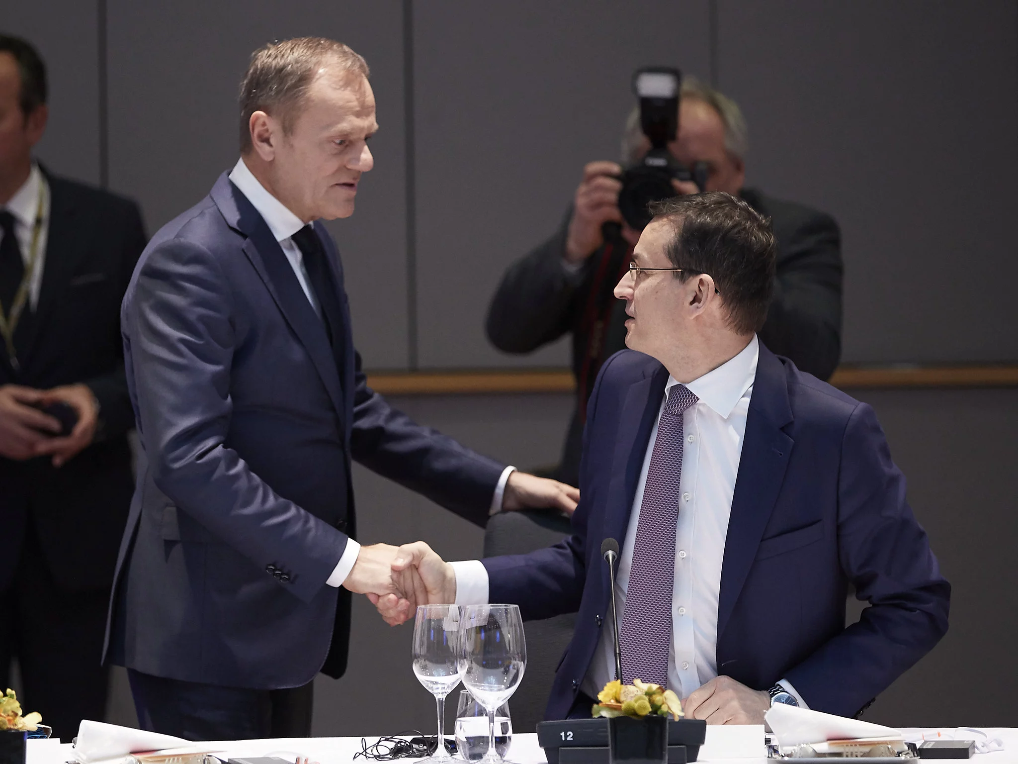 Donald Tusk i Mateusz Morawiecki