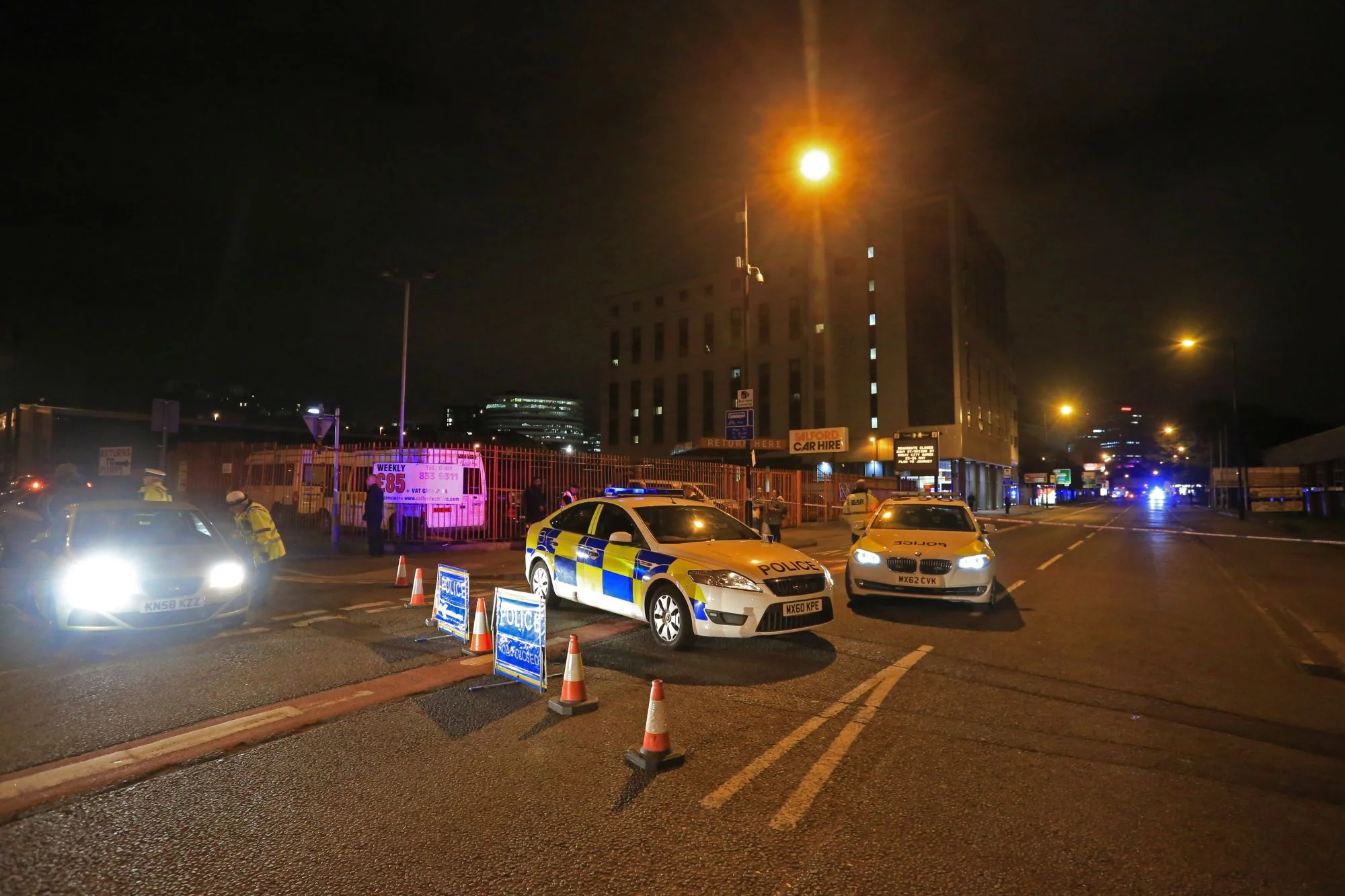 Policja na miejscu zamachu w Manchesterze