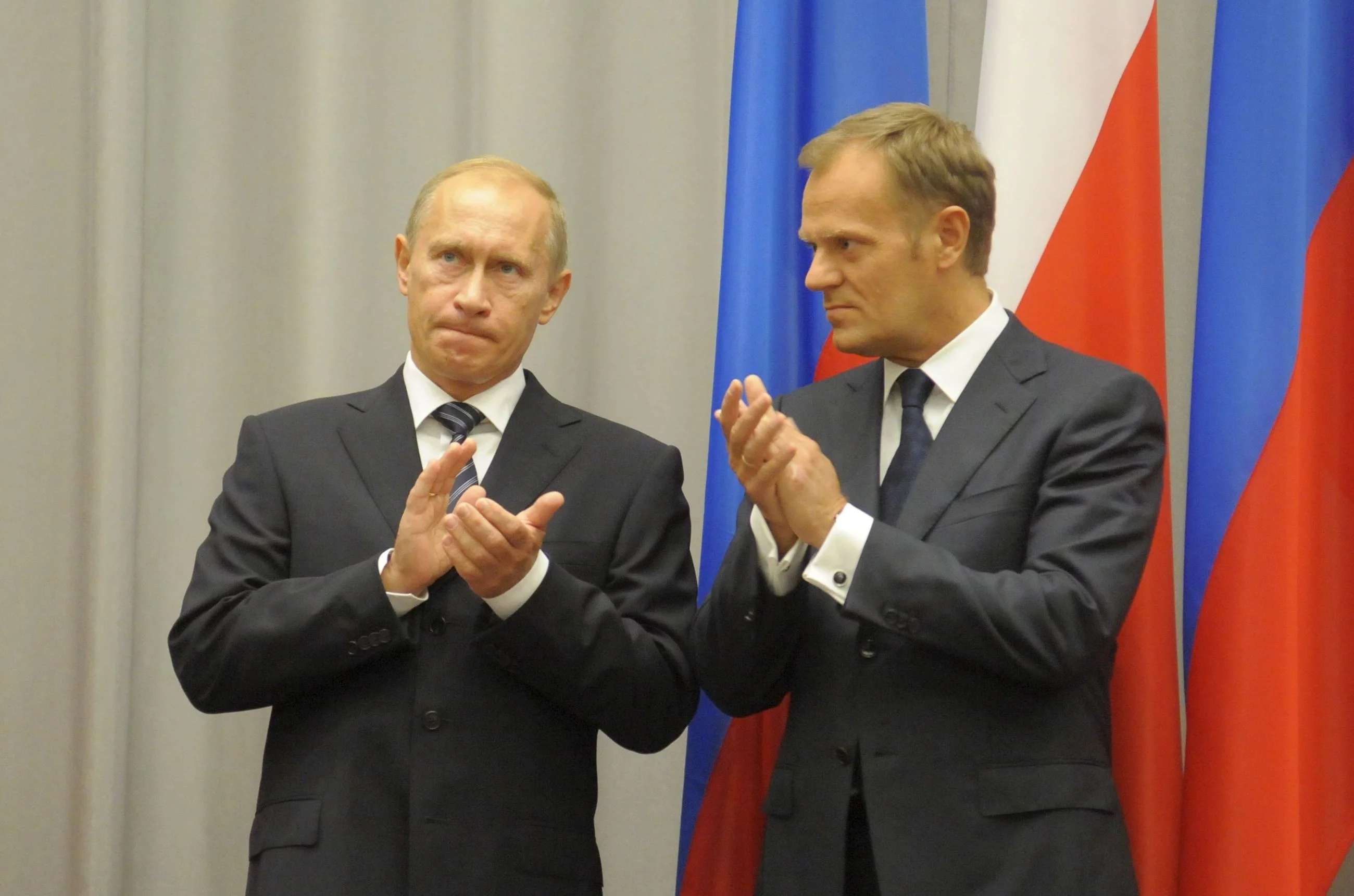 Ówczesny premier Donald Tusk i prezydent Rosji Władimir Putin, spotkanie z 2009 roku