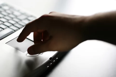 Być może już wkrótce będziemy kontrolować komputery falami mózgowymi (fot. sxc.hu)