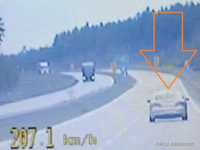 Szaleńcza jazda na autostradzie
