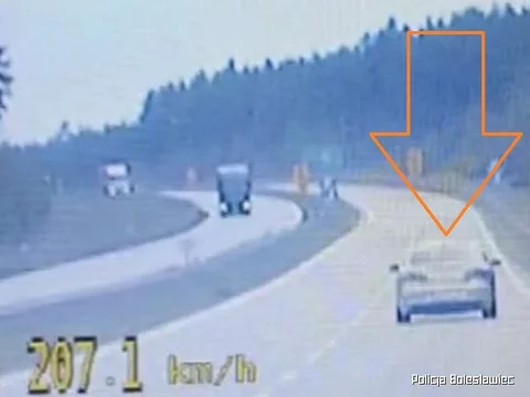 Szaleńcza jazda na autostradzie
