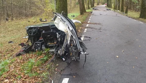 Wypadek samochodowy Audi A8