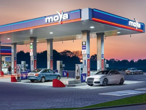 Stacja paliw MOYA