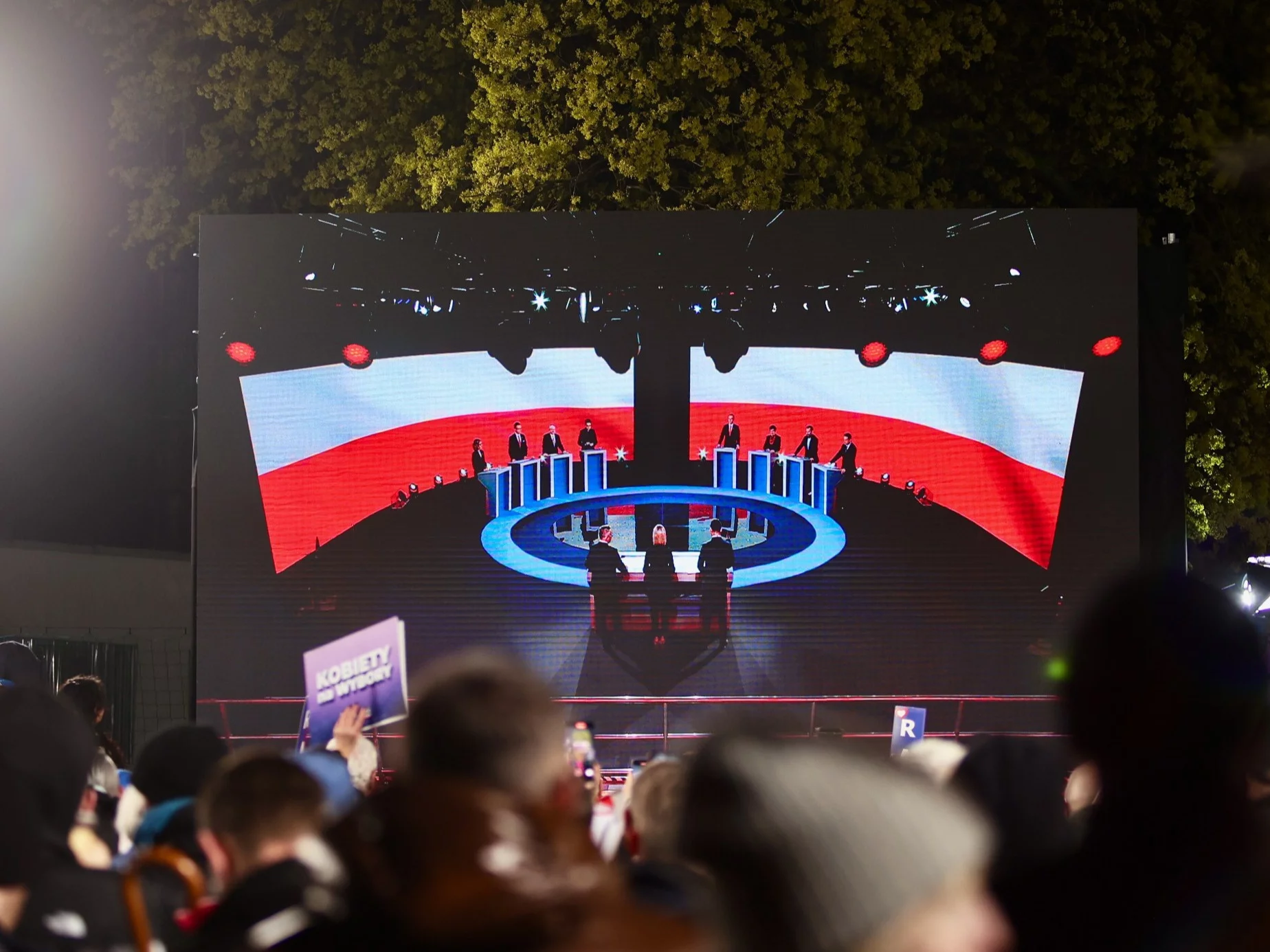 NA ŻYWO: Debata prezydencka. To ostatnie takie starcie w tej kampanii!