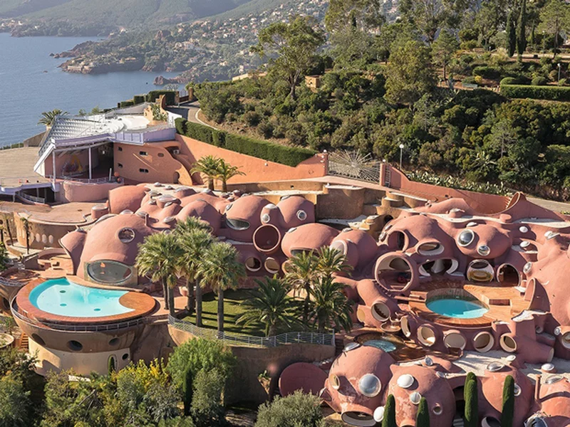 Palais Bulles (The Bubble Palace) k. Cannes, Francja – 385 mln dolarów