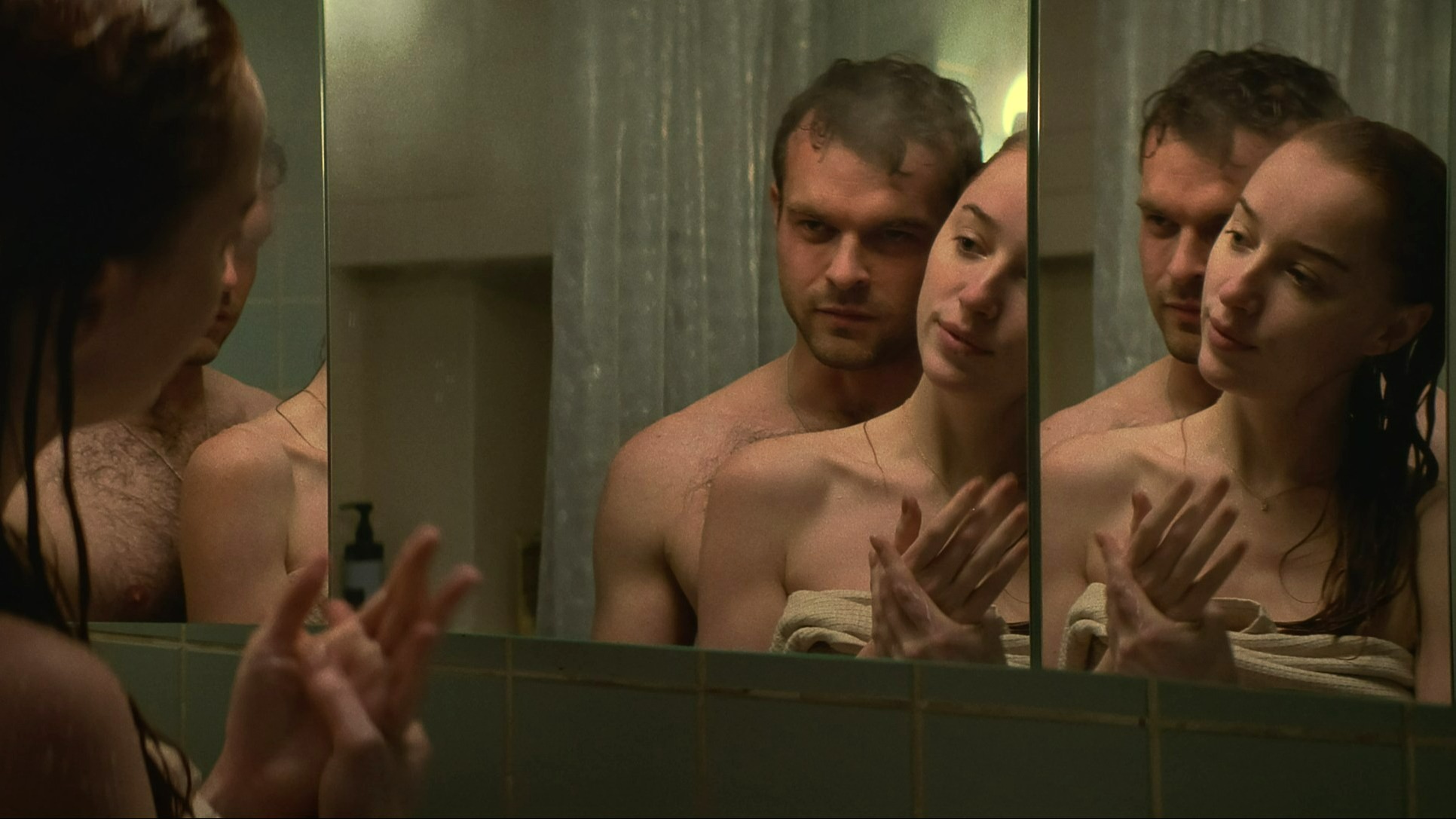 Najlepsze thrillery psychologiczne z kategorią R na Netflix – ranking Collidera