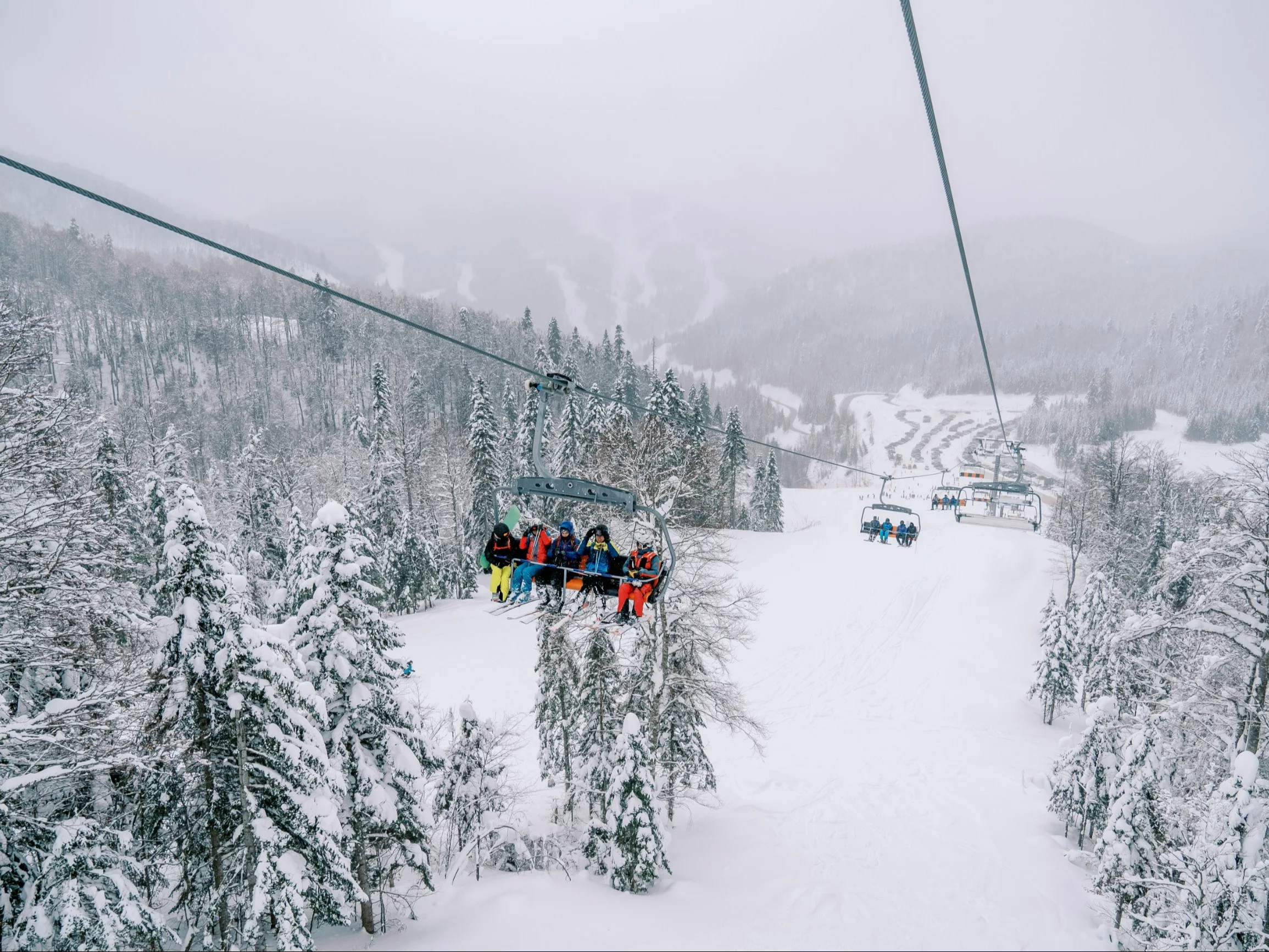 Najtańszy kierunek na narty za granicą. Tylko 2 godziny lotu z Polski