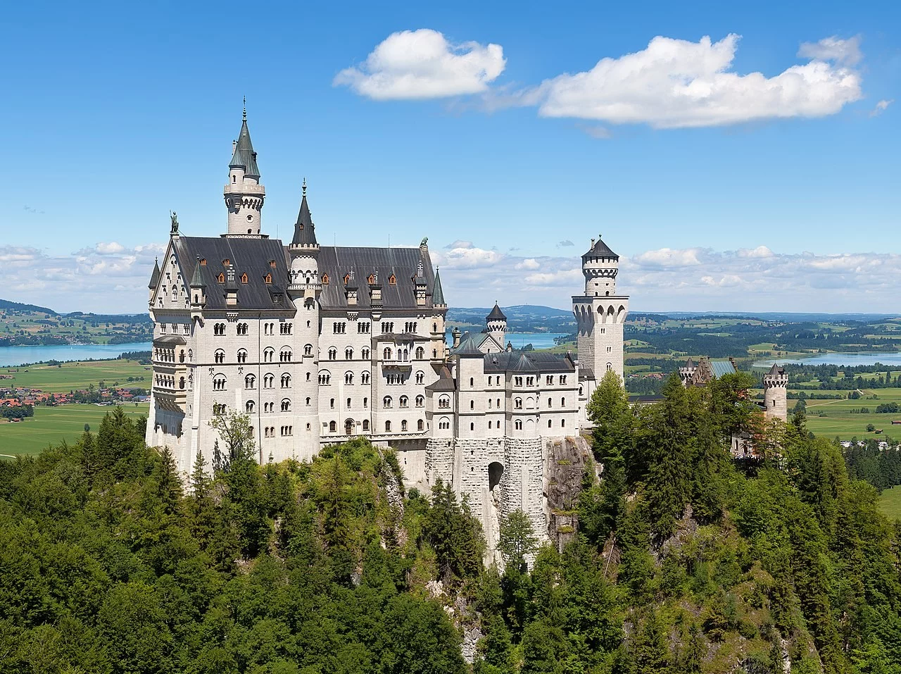 Zamek Neuschwanstein w Niemczech