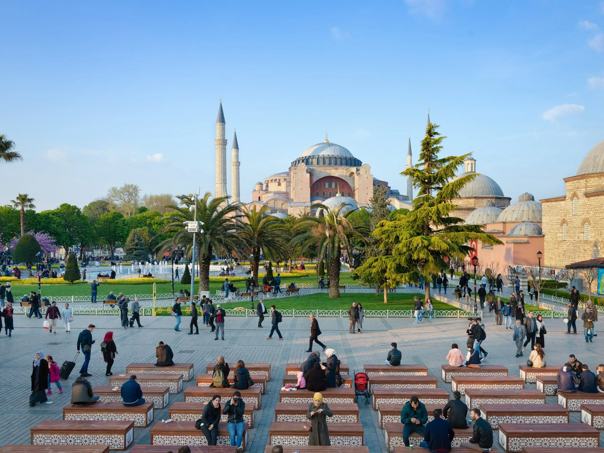 Turyści w Hagia Sophia