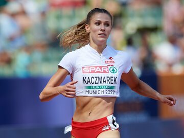 Natalia Kaczmarek w trakcie biegu w Monachium 2022