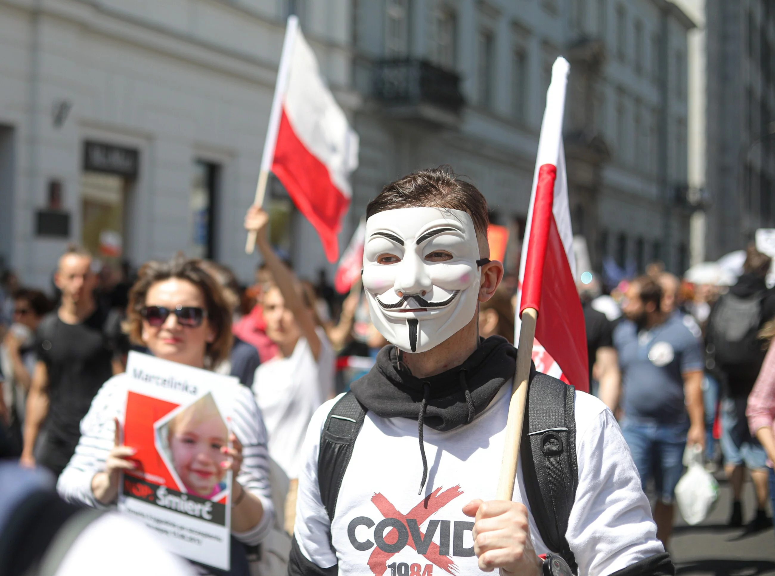 Protest antyszczepionkowców w Warszawie