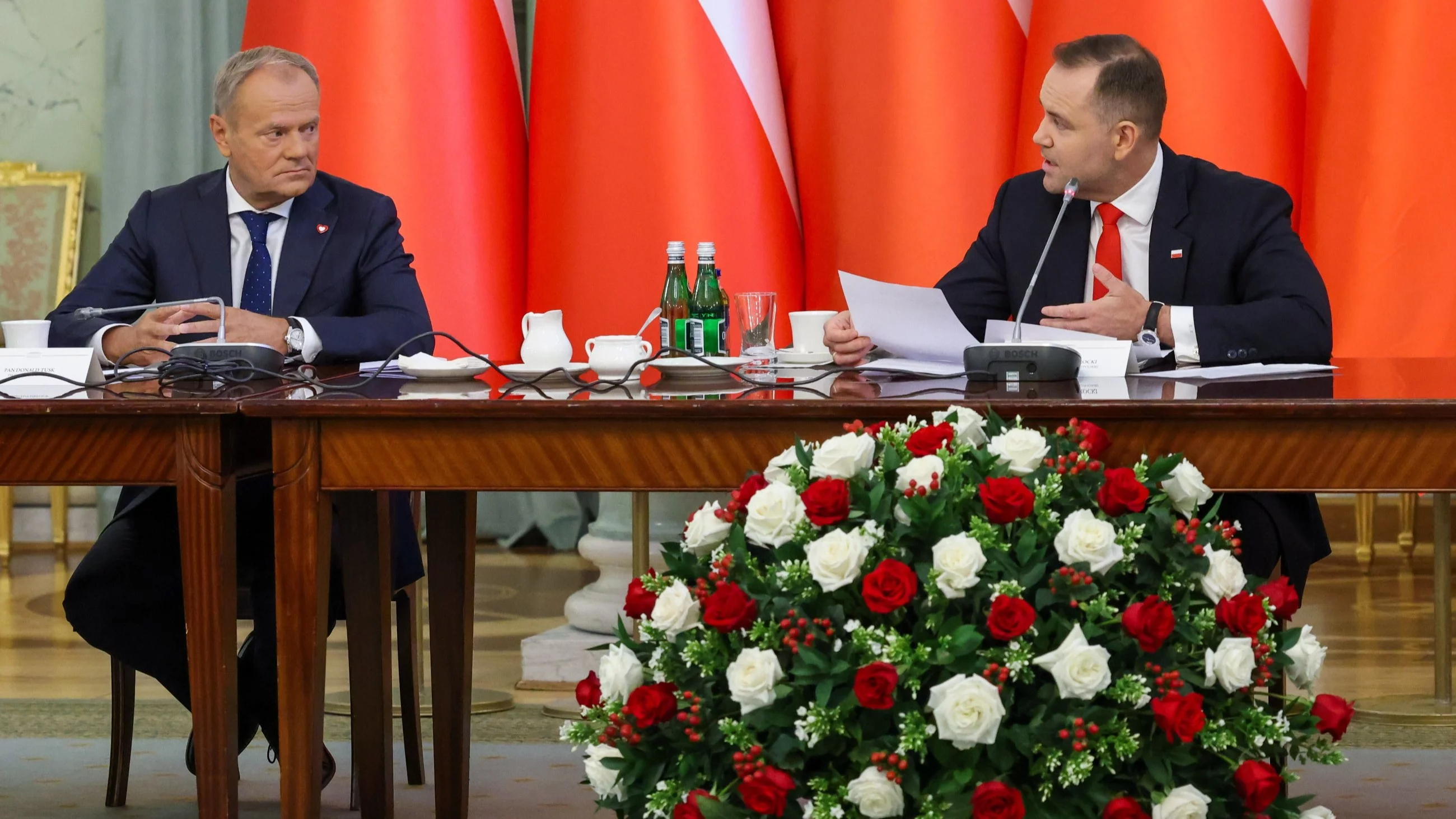 Donald Tusk i Karol Nawrocki na Radzie Gabinetowej