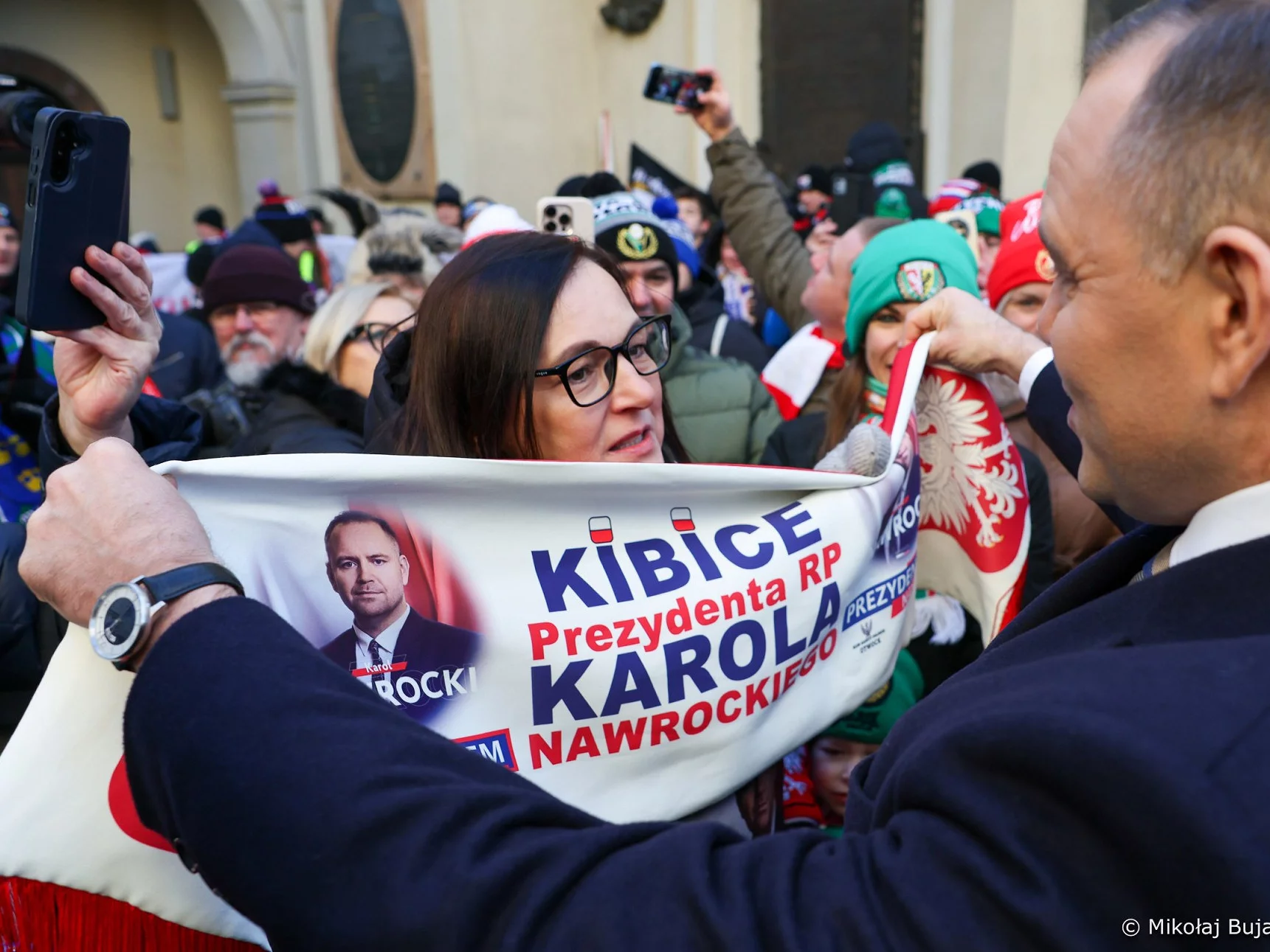 Nawrocki przemawiał do kibiców. Tak został przyjęty