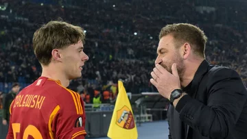 Nicola Zalewski i Daniele De Rossi