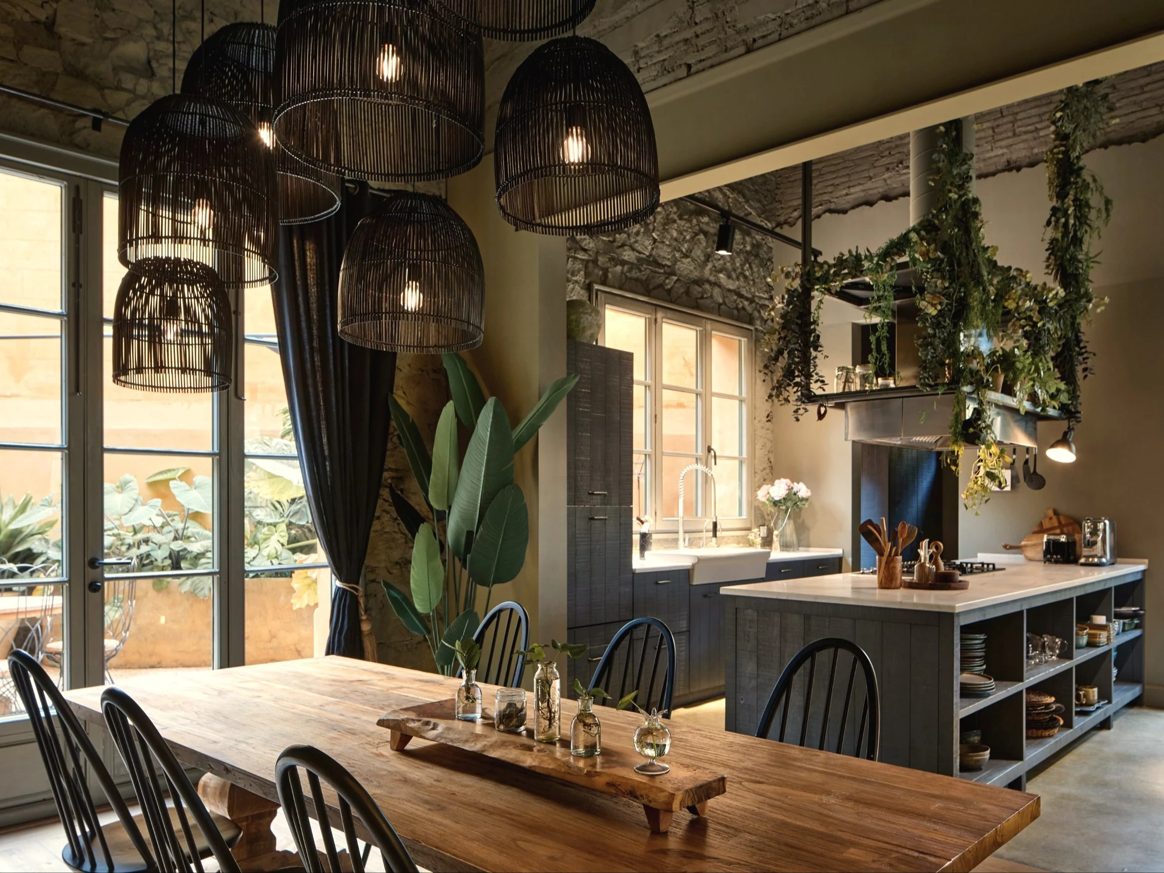 Stuletni dom w Hiszpanii, projekt wnętrz Marta Castellano-Mas