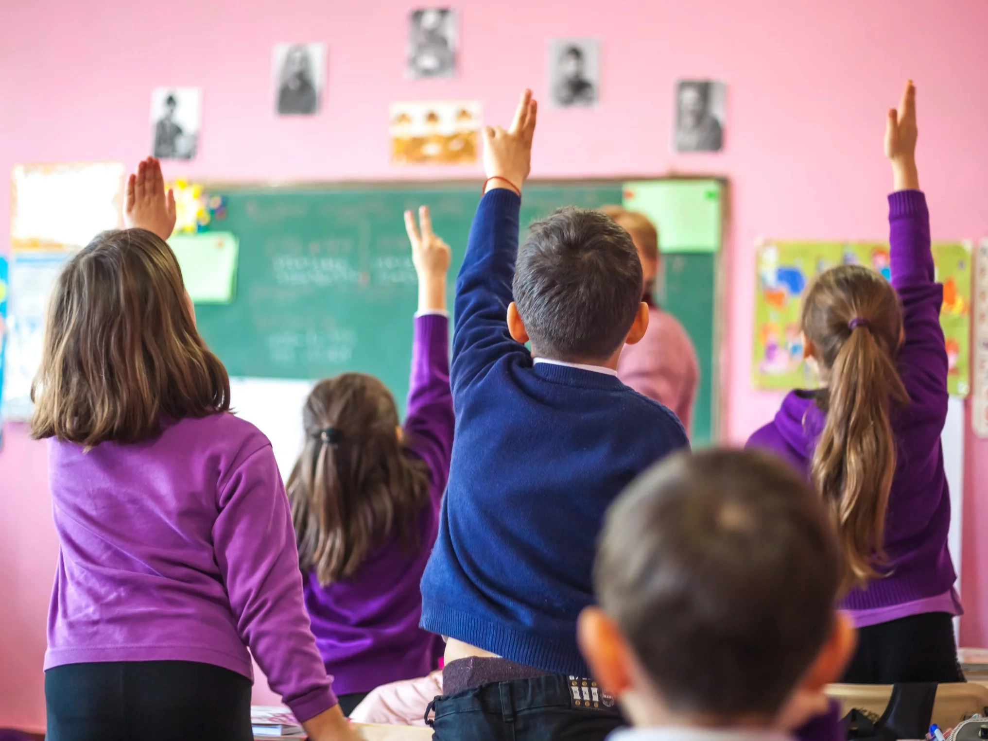 Coraz więcej pozwów przeciw nauczycielom za Niebieską Kartę