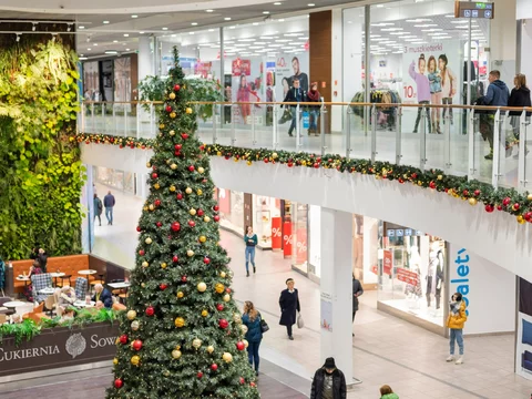 Świąteczne centrum handlowe