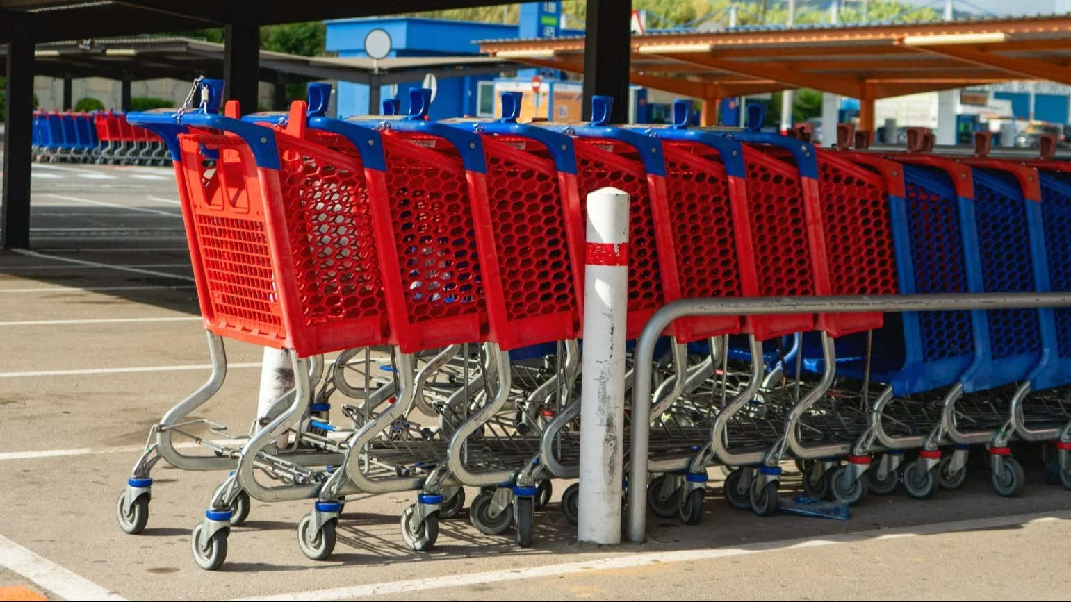 Niedziele handlowe przed Wielkanocą. Czy 22 marca zrobimy zakupy?