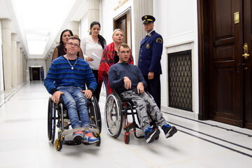 Niepełnosprawni i ich opiekunowie w Sejmie