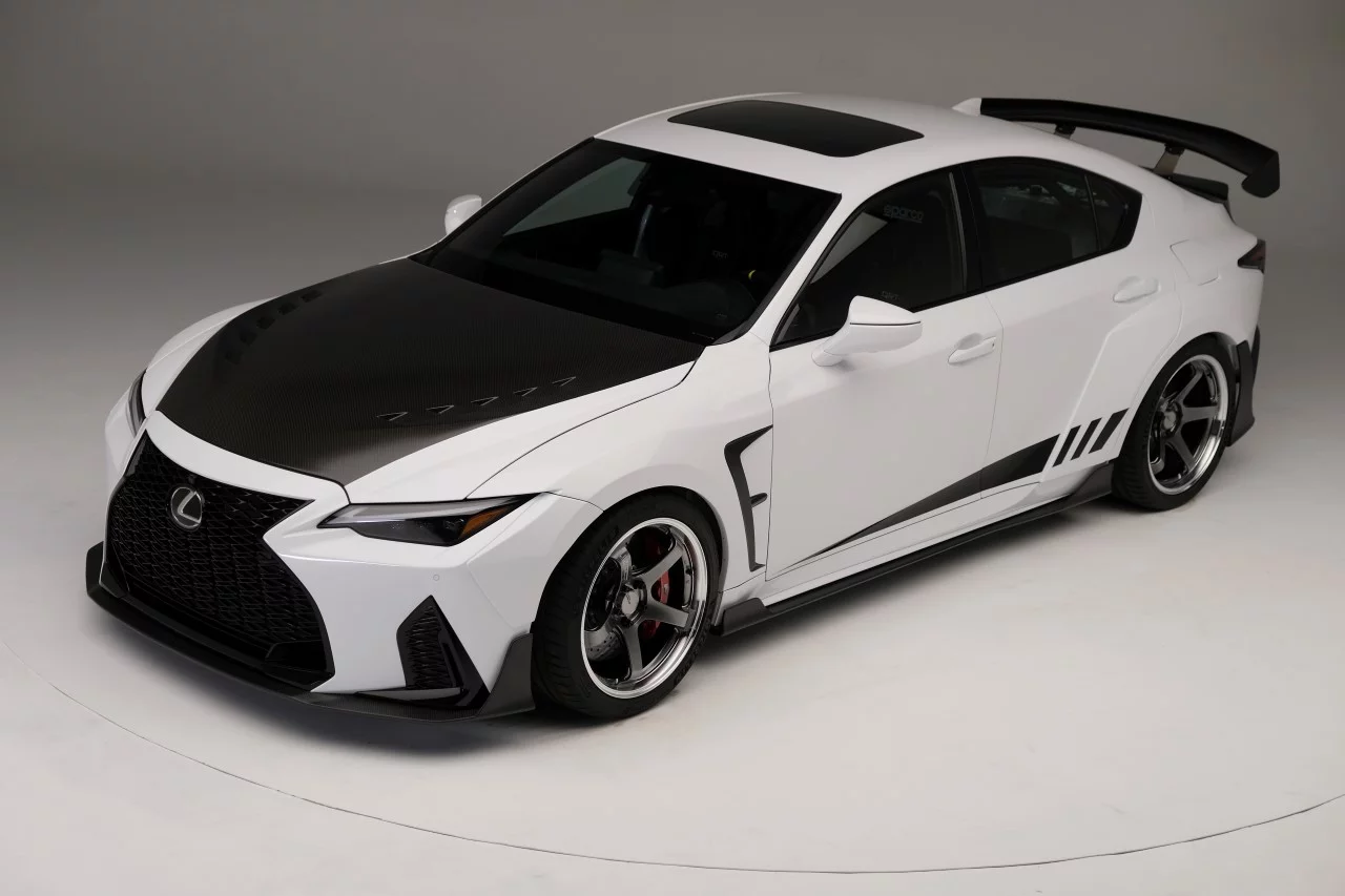 Lexus DSPORT IS 600+