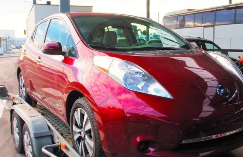 Elektryczny samochód marki Nissan Leaf