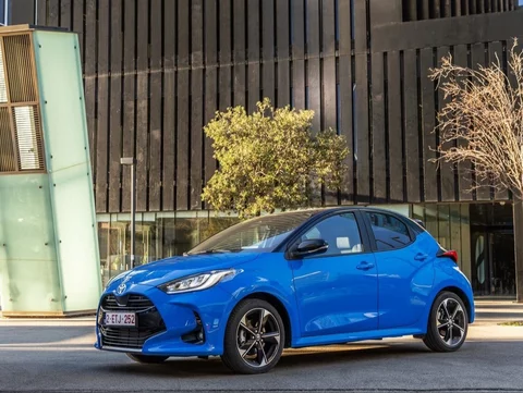 Toyota Yaris Hybrid 130 KM