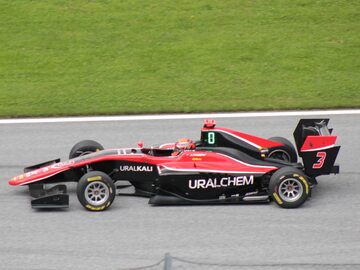 Nikita Mazepin w bolidzie FIA GP3