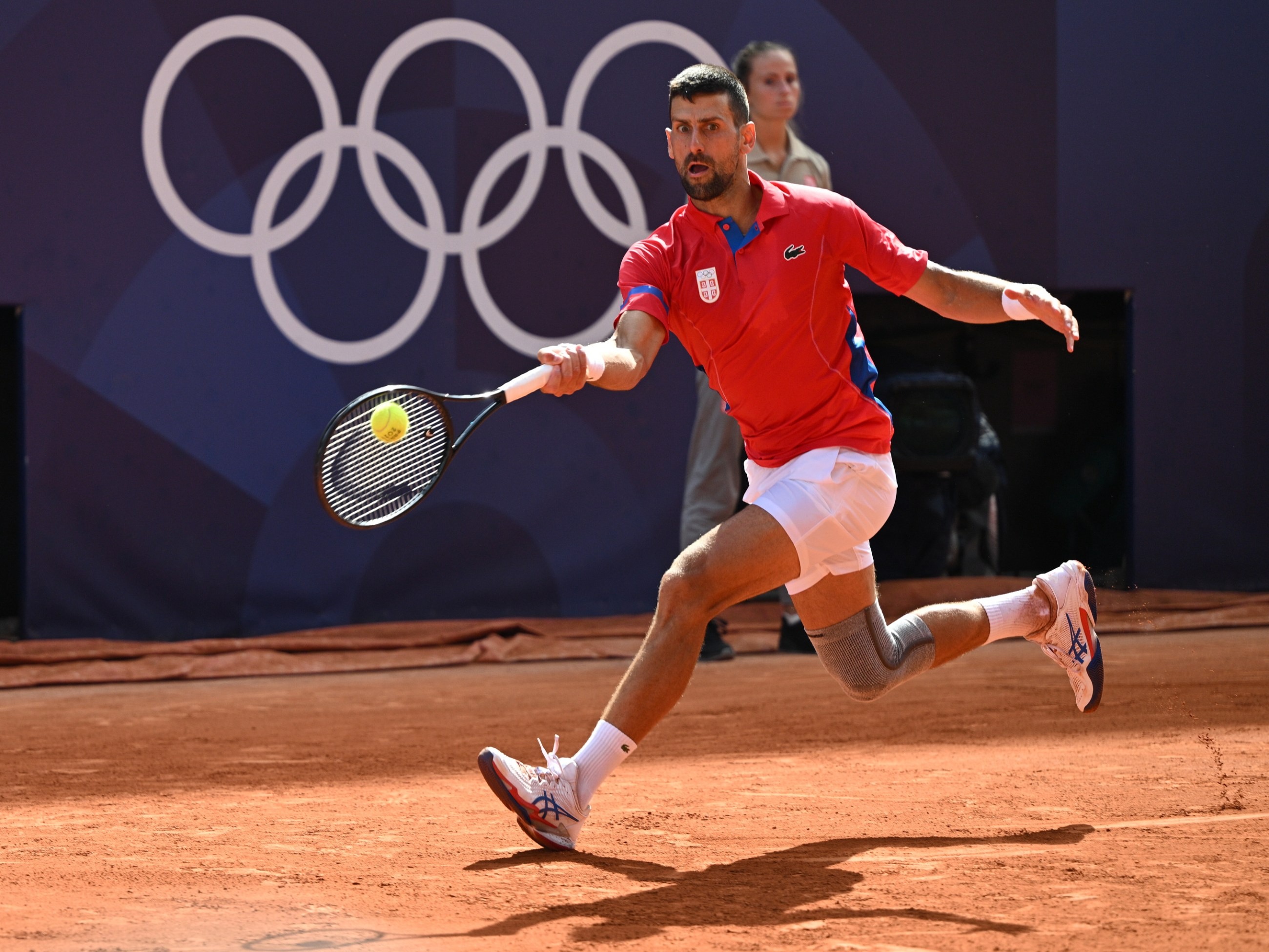 Novak Djoković pokonał Carlosa Alcaraza. Tenisista zdobył złoto igrzysk olimpijskich – Paryż 2024 – Letnie Igrzyska Olimpijskie – Sport Wprost
