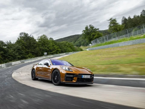Porsche Panamera z rekordem Nürburgringu