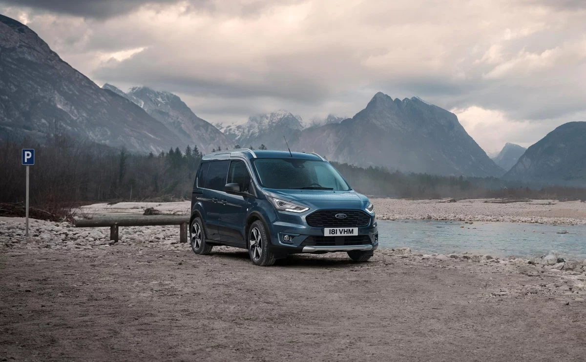 Nowy Tourneo Connect Active i Transit Connect Active