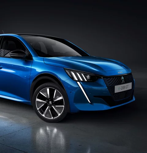 Peugeot e-208 GT