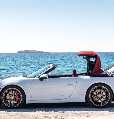 Porsche 911 Carrera Cabriolet