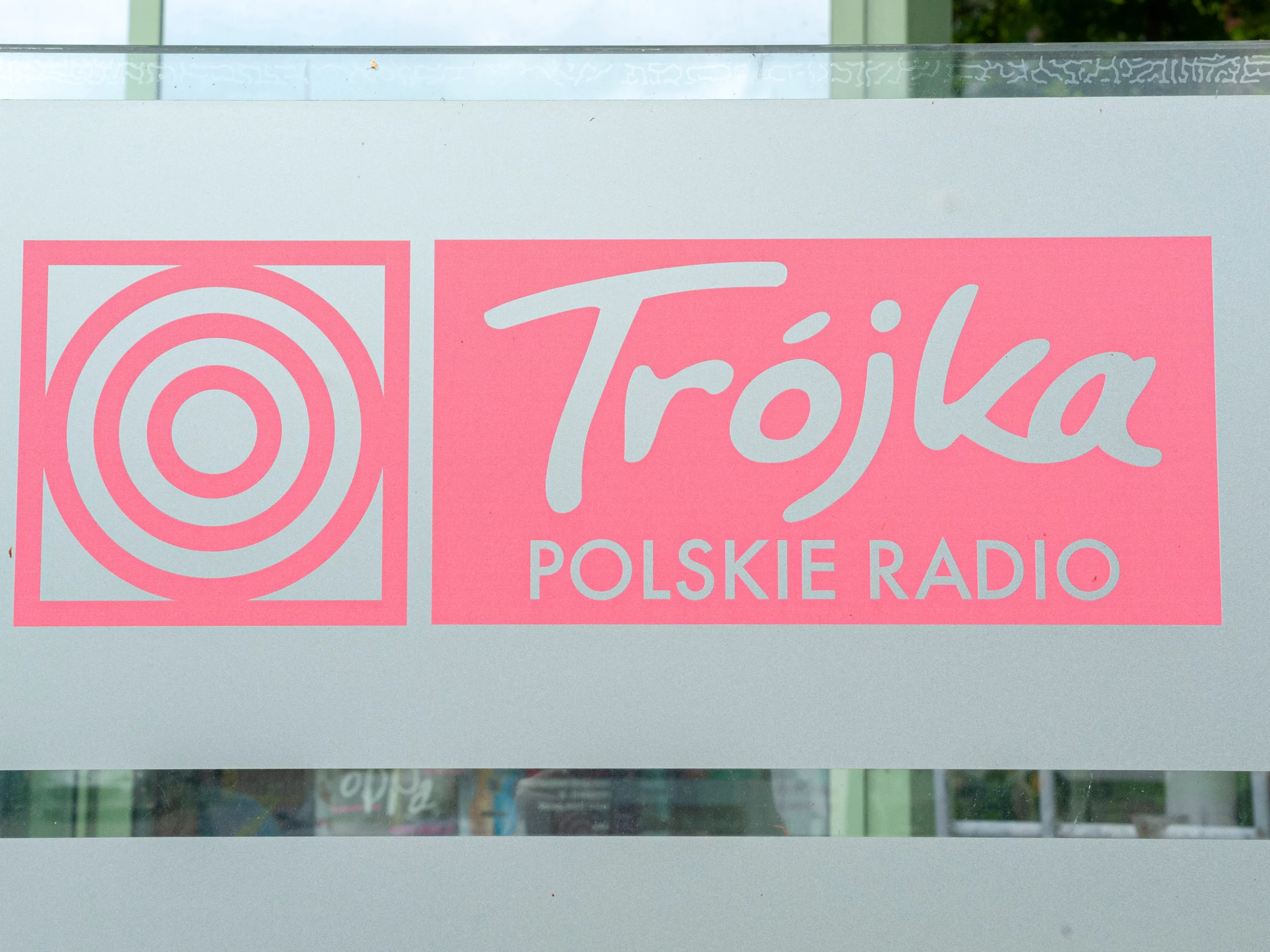 Logo Trójki, zdjęcie ilustracyjne