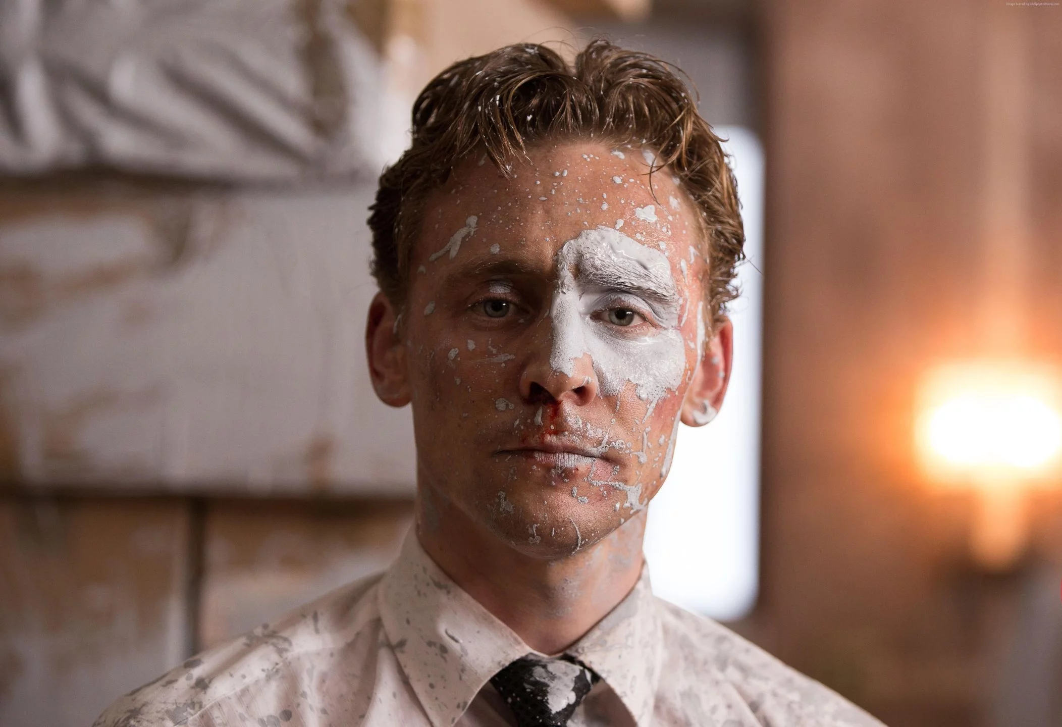 Kadr z filmu „High-Rise” (2015)