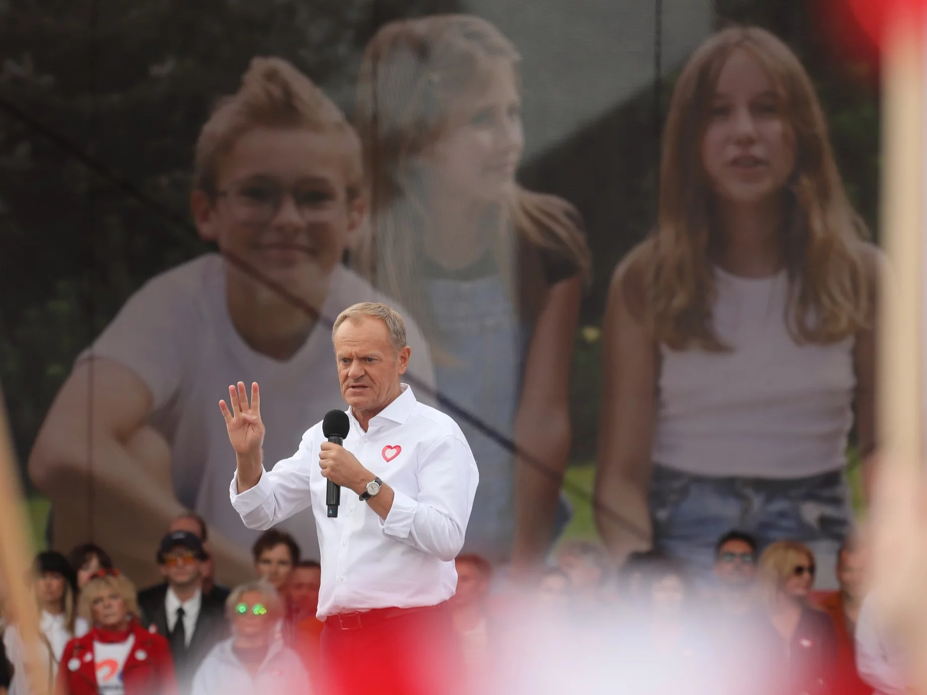 Donald Tusk podczas Marszu Miliona Serc